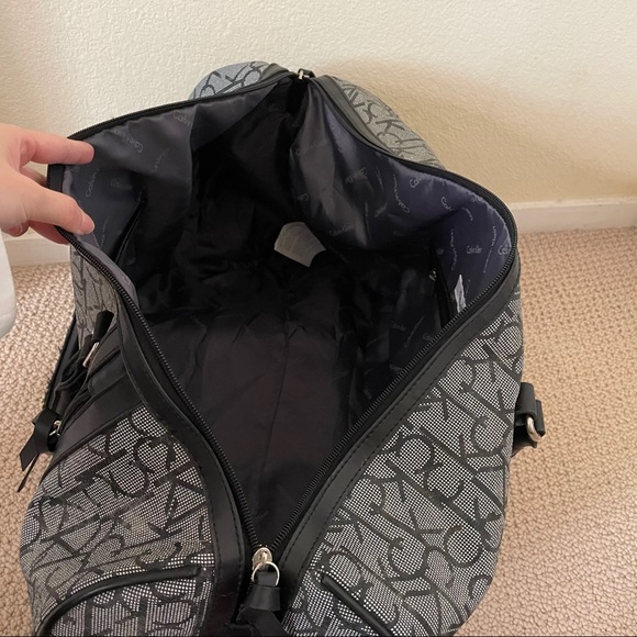 SOLD❤️ Calvin Klein Luggage Carry On Bag - Picture 6 of 13